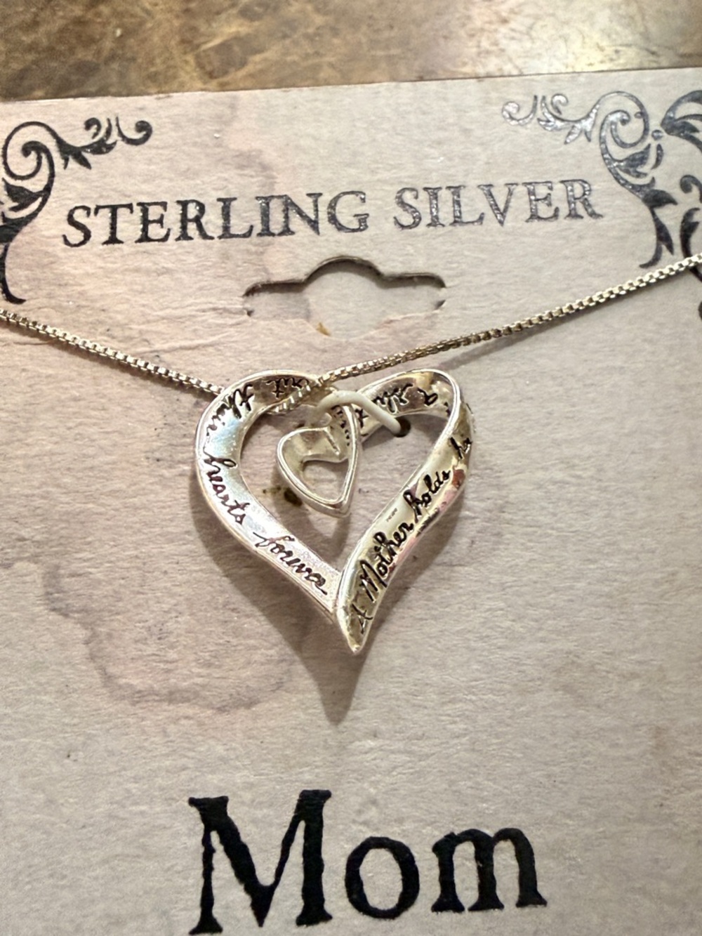 Vintage sterling silver ‘ Inspirational Mom' Heart Pendant Necklace